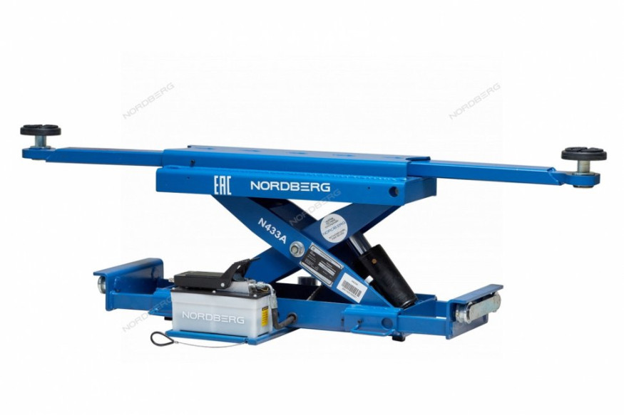 Траверса пневмогидравлическая, 3 т, для подъемников N634, 4445J, 4450J, синяя NORDBERG N433A_B